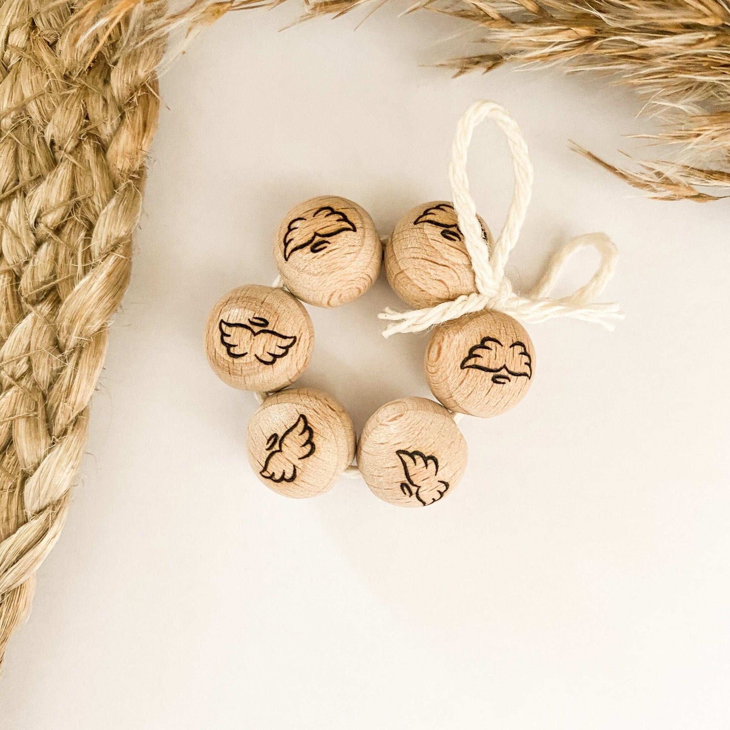 Holzperle mit Motiv - ENGEL - Buchenholz – 12-30mm