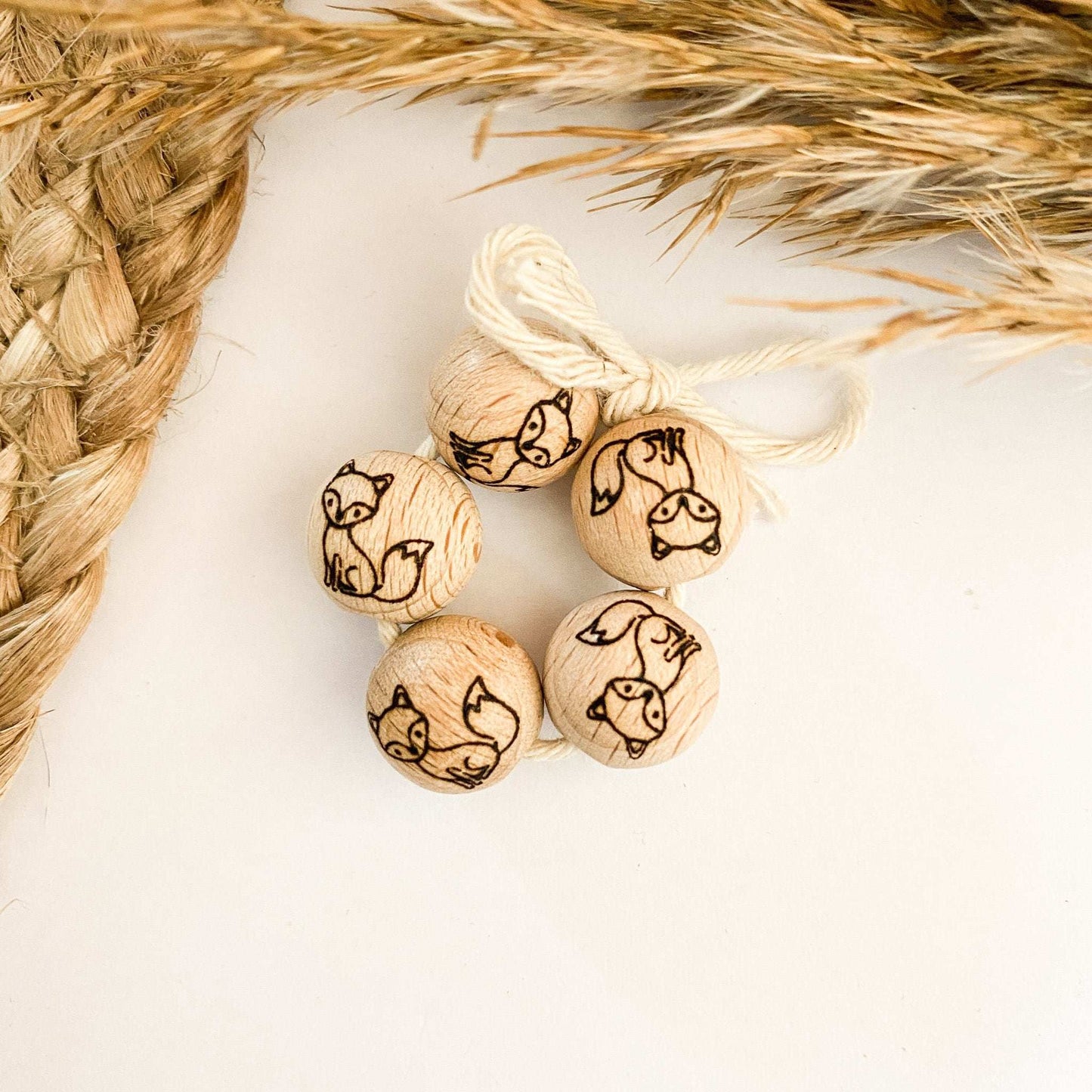 Holzperle mit Motiv - FUCHS - Buchenholz – 12-30mm