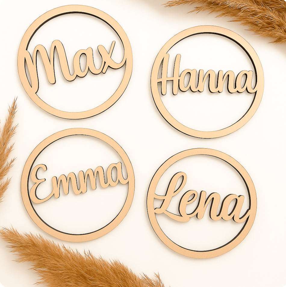 Personalisierter Namensring aus Holz - 15 bis 25cm