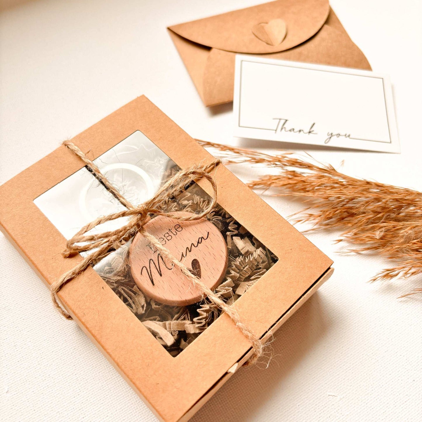 Personalisierter Schlüsselanhänger . Buchenholz - 3,7cm x 3,7cm