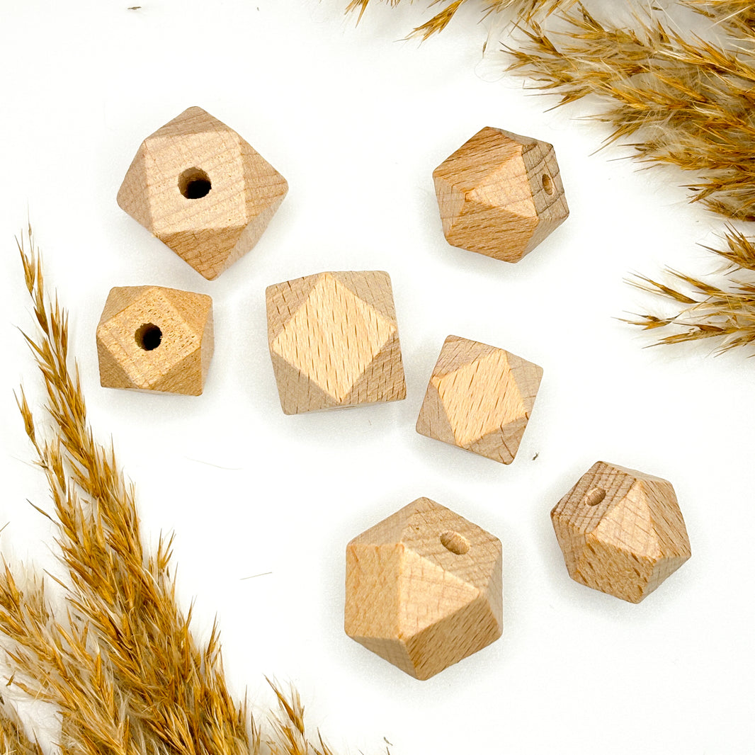 Hexagonperle mit Buchstabe "Always forever"