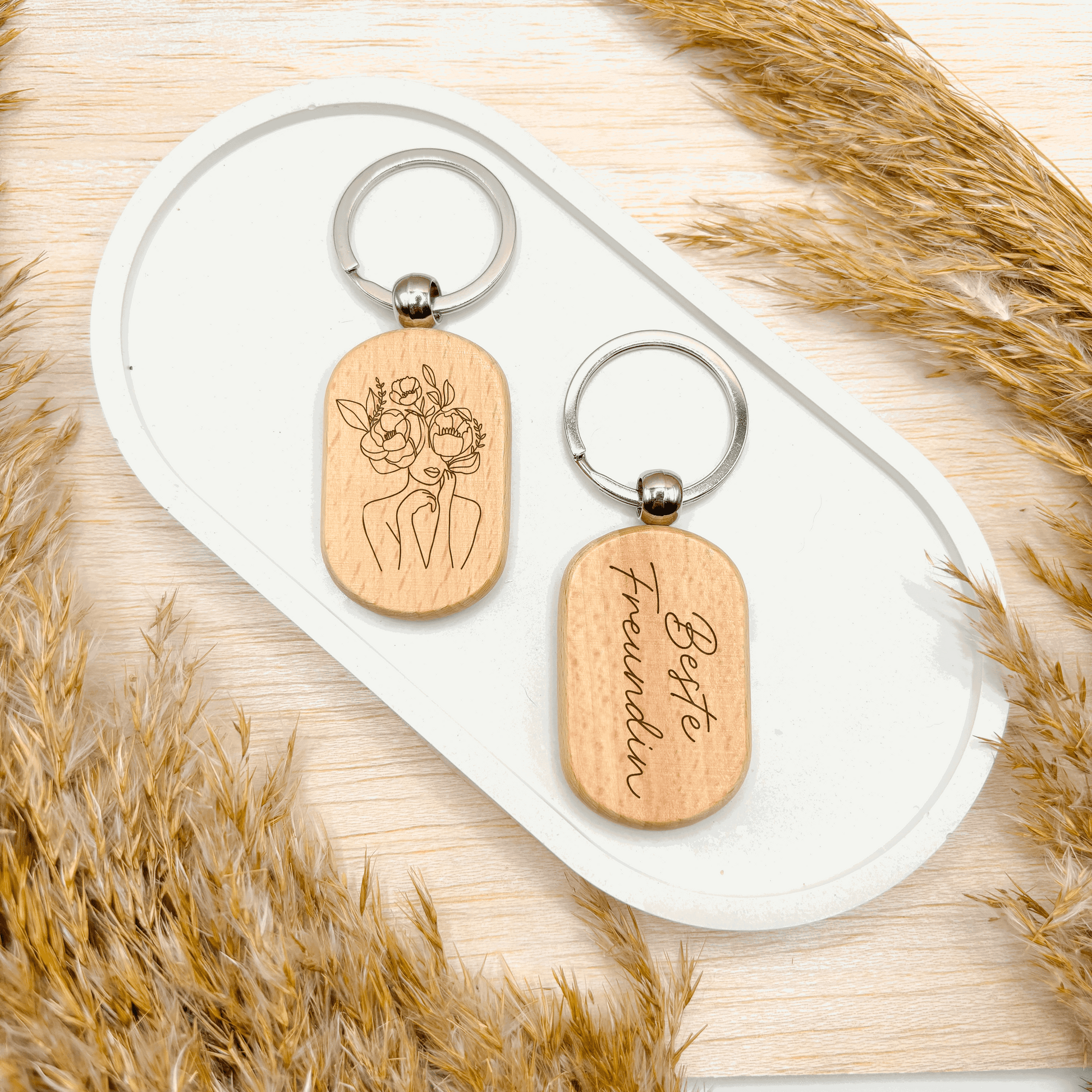 Personalisierter Schlüsselanhänger - Line-Art - Buchenholz - 4,5cm x 3,2cm (Kopie)