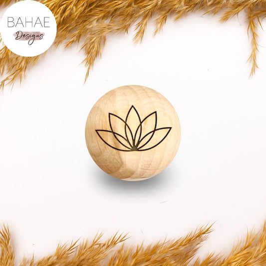 Holzperle mit Motiv - LOTUS - Buchenholz – 12-30mm
